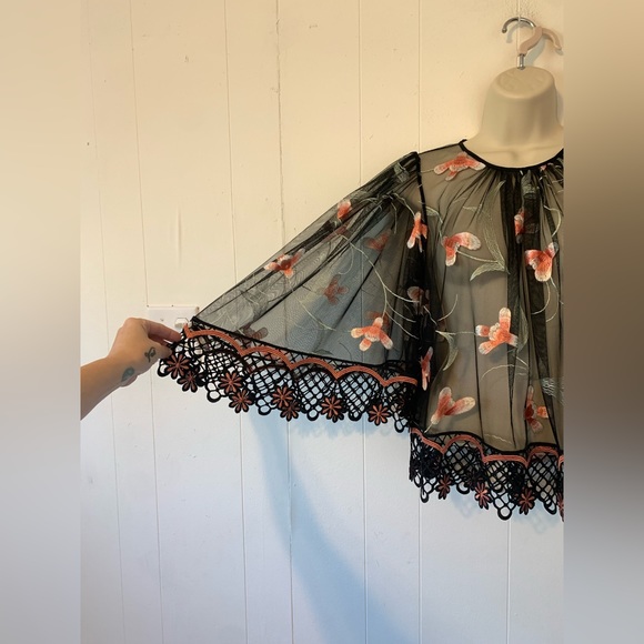 NWT Alice MCCALL ImA Believer Blouse Sheer With embroidery, BELL SLEEVES SIZE 4 - Picture 7 of 15